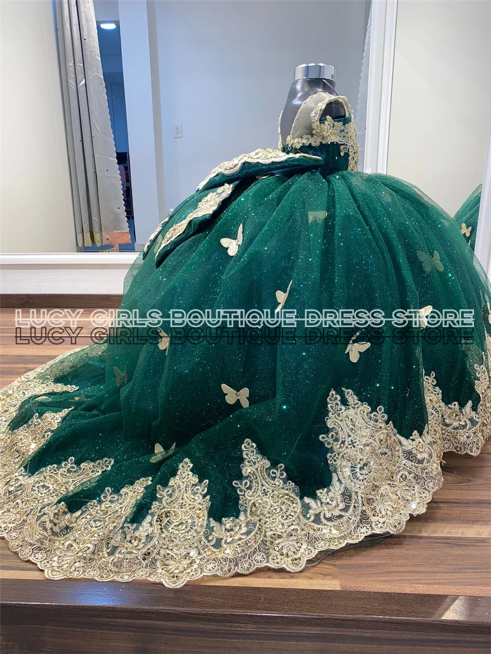 Qualidade borboleta applique l - Embroidery Yellow Dress avaliação e preço