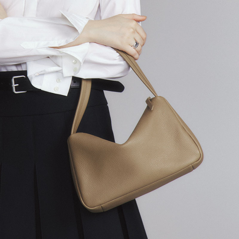 Cabeça camada de couro axila s - Embroidery Meaning avaliação e preço